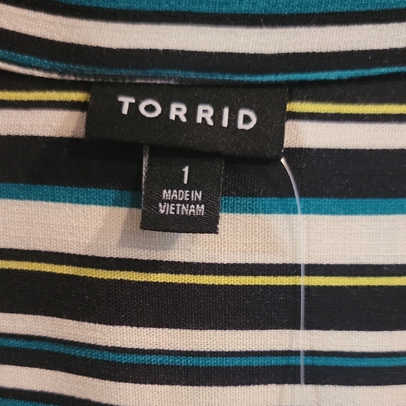 Torrid Multicolor Striped Top - Picture 3 of 4